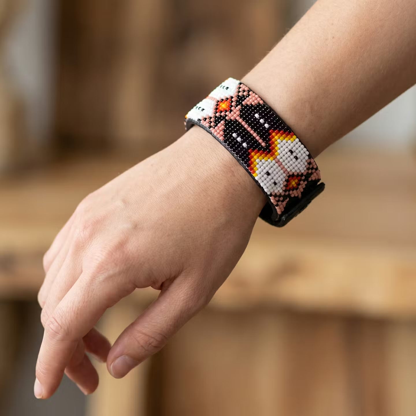 Beaded Cuff Bracelet(Pink)