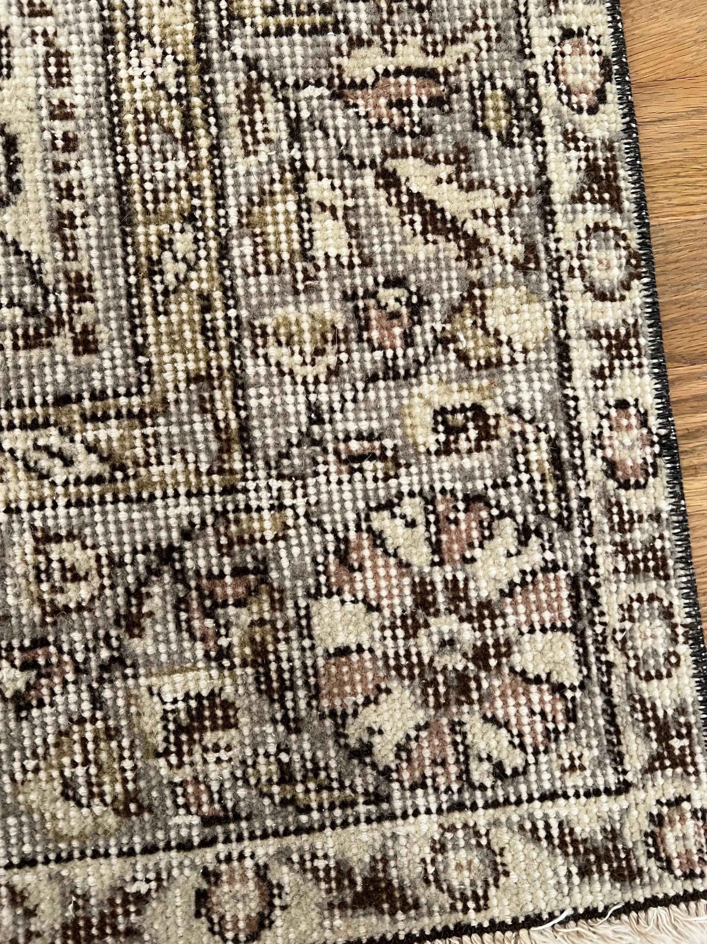 Vintage Turkish Oushak Rug | 9’ 4” x 5’ 5”