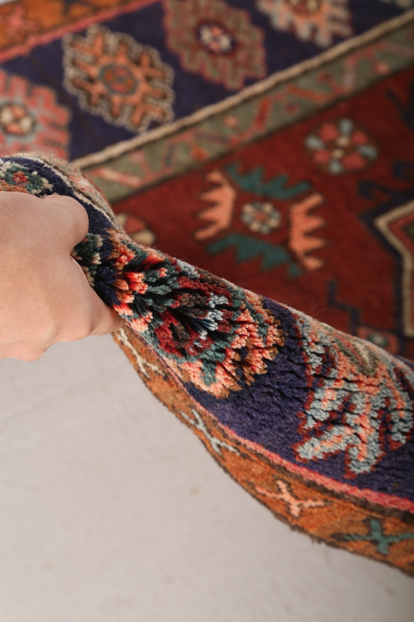 Persian Jozan Rug | 3' 11" x 7' 8"