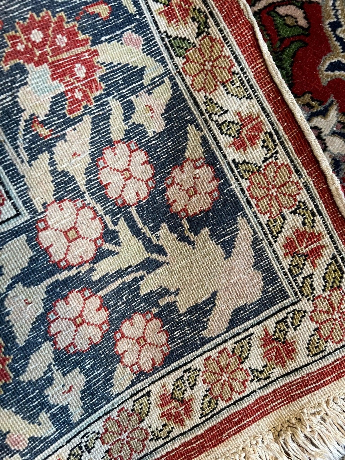 Signed Hereke rug|7’1”x4’8”