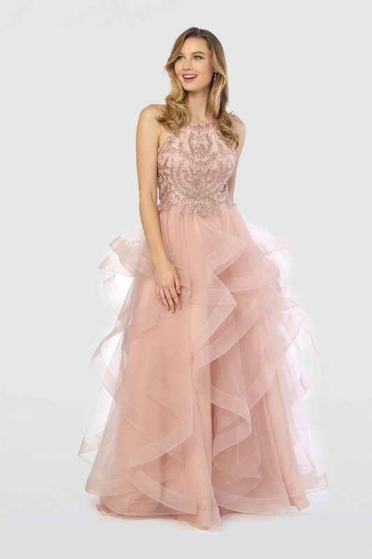 Level up your look with this captivating dress.