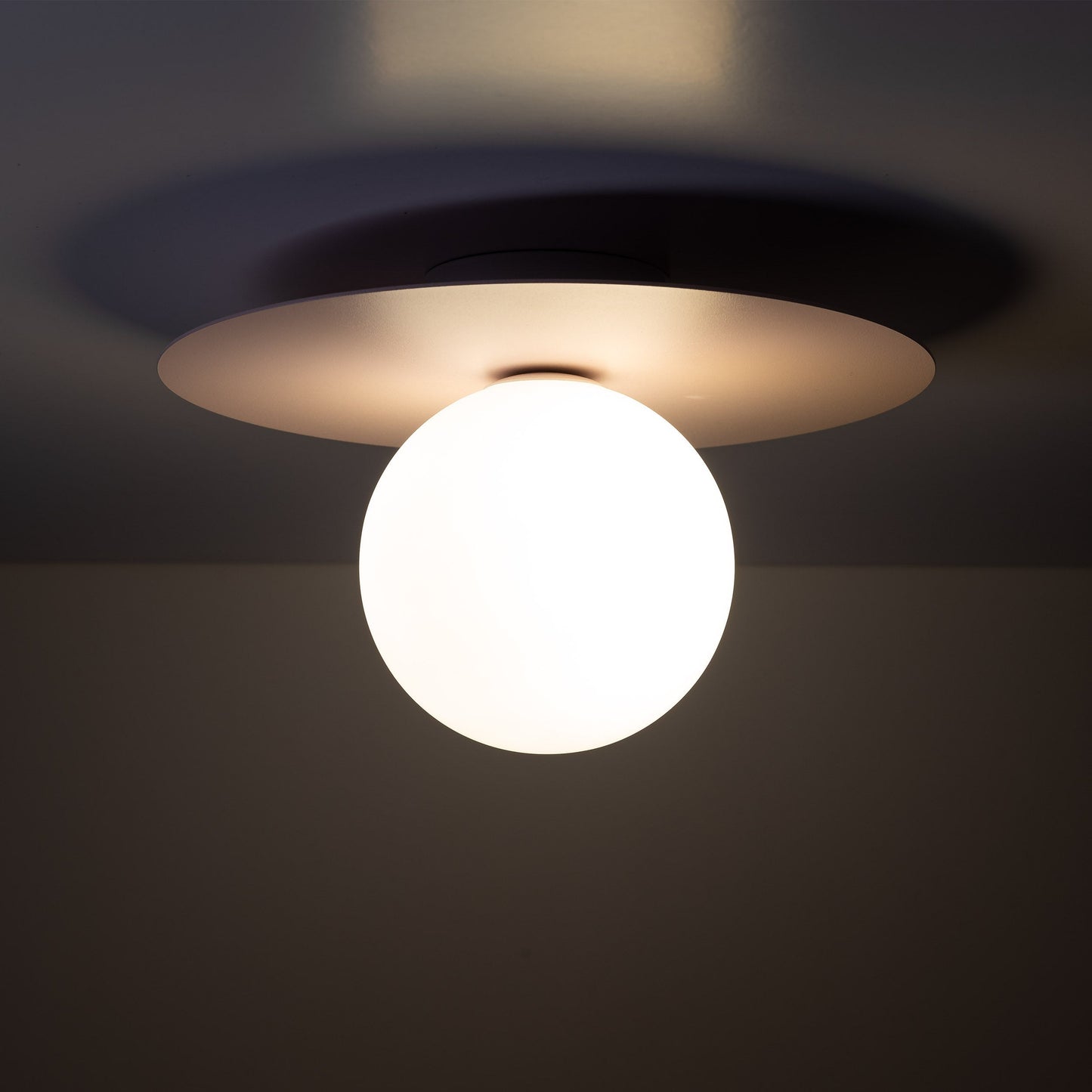 Pixi Scandinavian Minimalist Wall Sconce Light Fixture for Bedroom, Hallway & Modern Interior Accent Lighting - AURABAGS SHOP