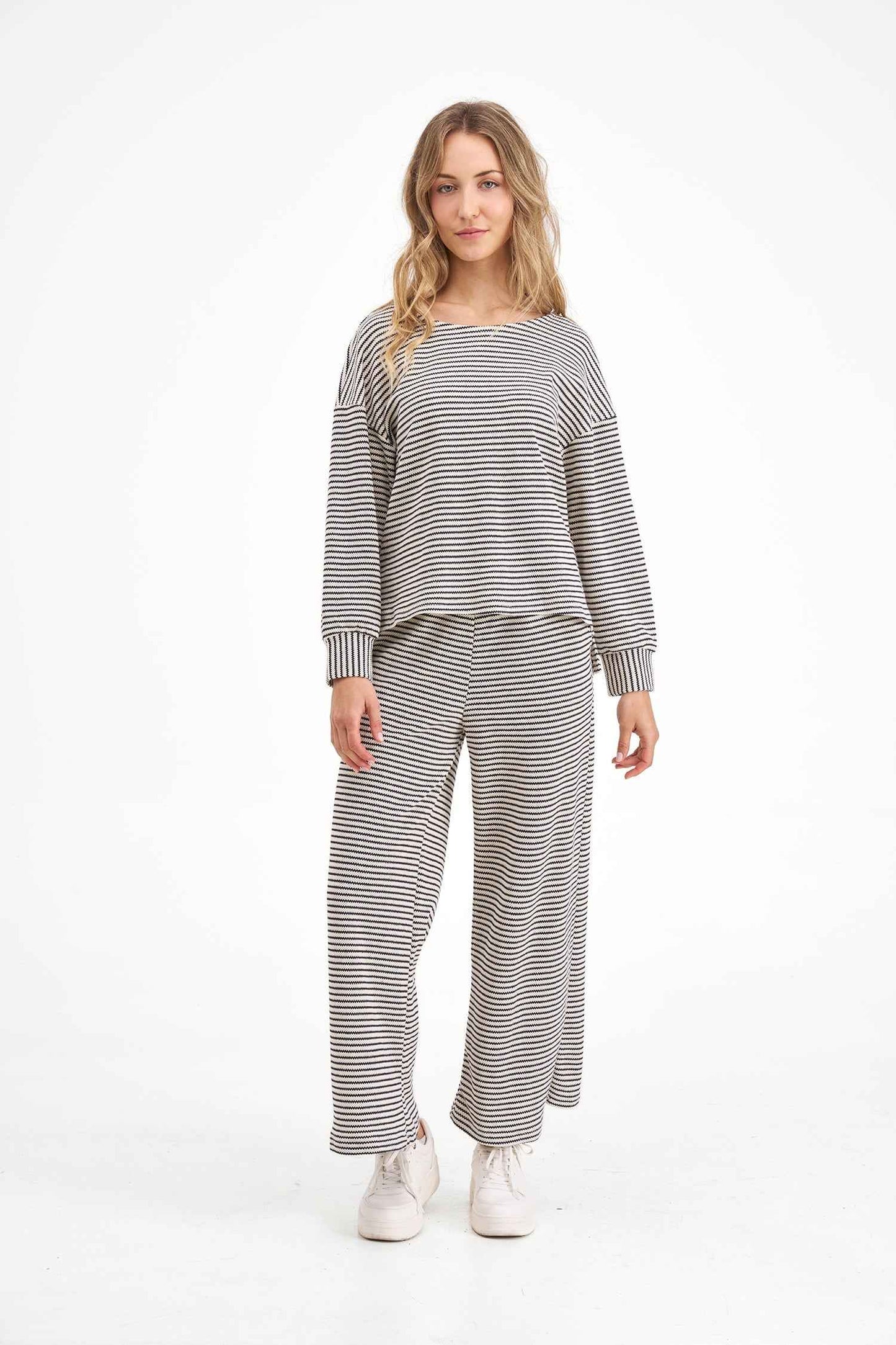 Women's Knit Sweatshirt