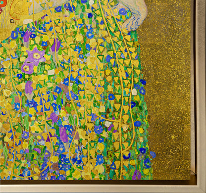 Wall Art The Kiss" Fine Art-Gold varnish