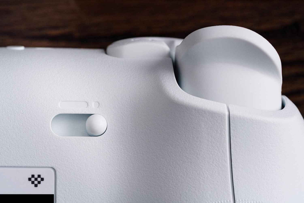 8BitDo Ultimate 2 Wireless Controller for Windows & Android, Gaming Controller with TMR Joysticks, Switchable Hall Effect/Tactile Triggers, RGB Fire Ring, 8Speed Wireless Tech, Black 🍁 All In One Marketplace Canada