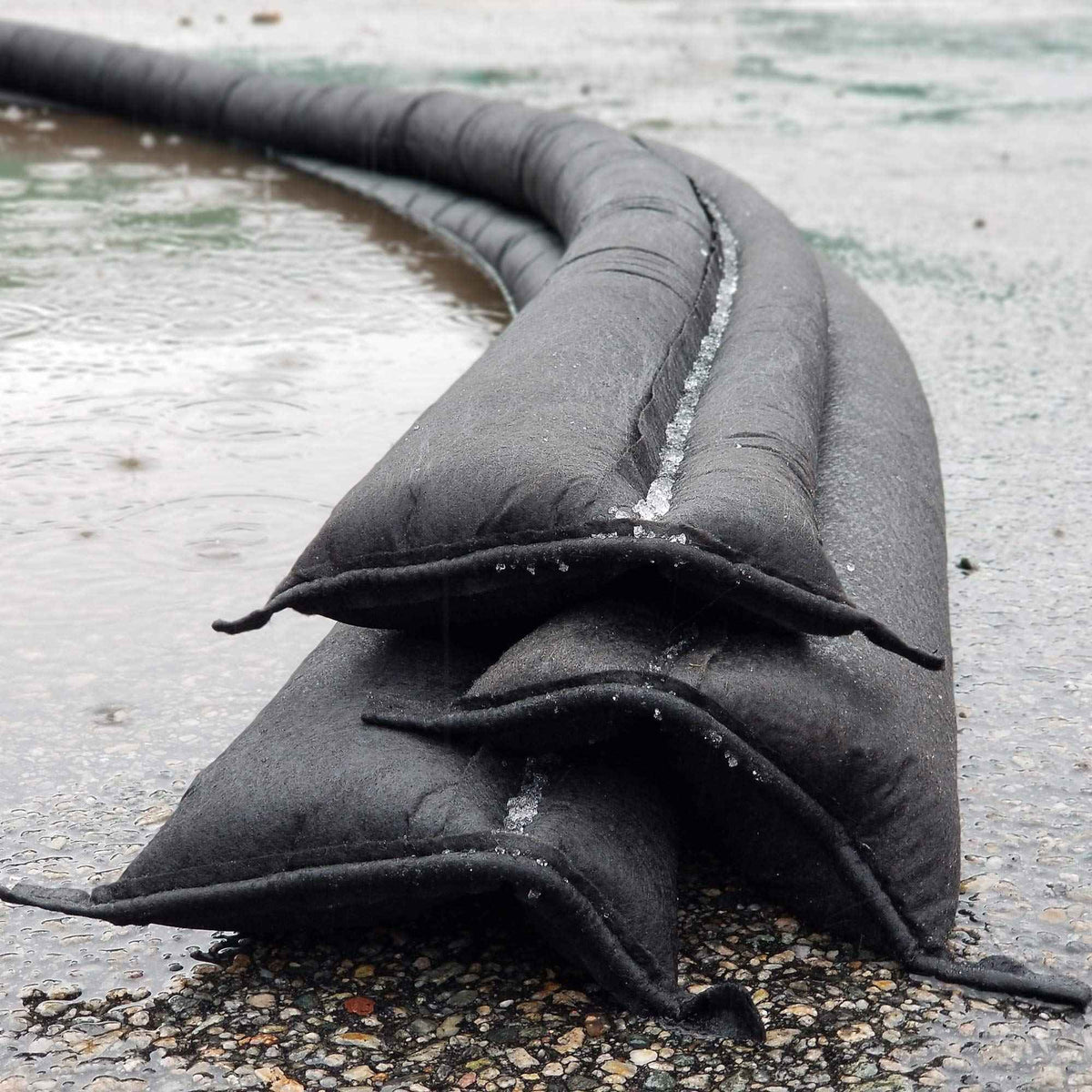 Quick Dam QD65-2 Water Activated Flood Barriers 🍁 All In One Marketplace Canada