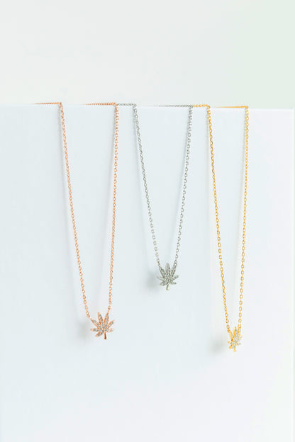 SILVER CANNABIS LEAF NECKLACE