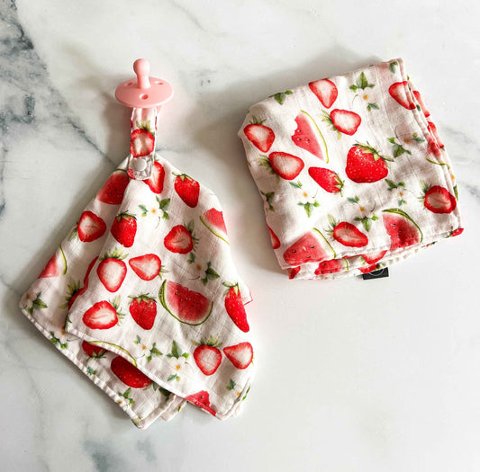 Attache-suce fraises en mousseline de bambou