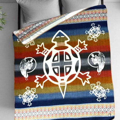 OLDTRIBES™ Turtle and feathers Reversible Alpaca Blanket