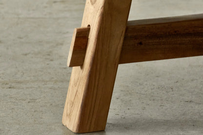Runder Couchtisch aus Teakholz - Artisan Kollektion