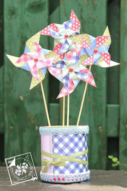 Joy! Crafts Dies - making flowers
