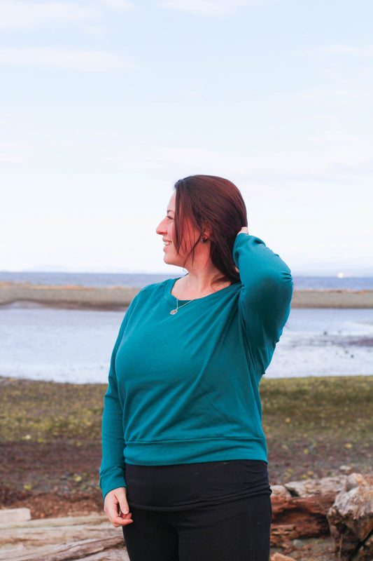 CLASSIC - Womens TENCEL™ Lyocell Crop Sweater Peacock