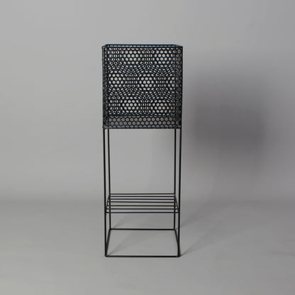 Salma Black Raised Metal Pot Planter 2.3’