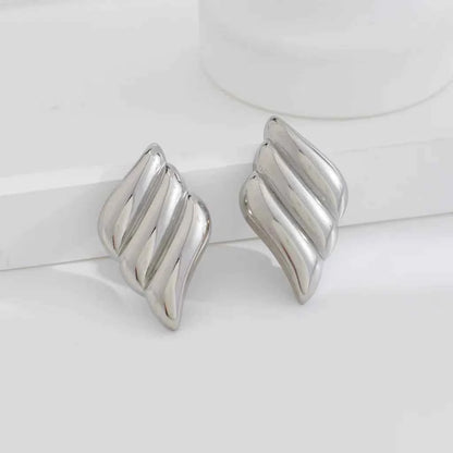 Winged Geometry Studs