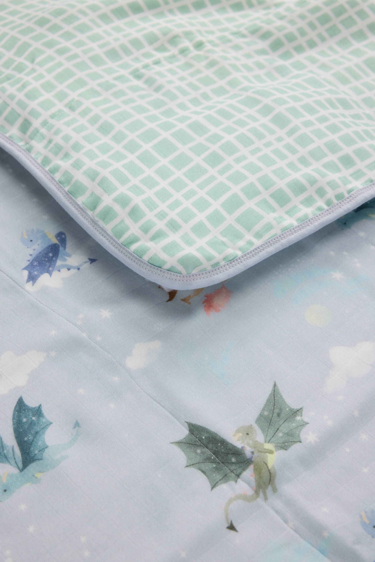 Muslin Quilt - Magical Dragons