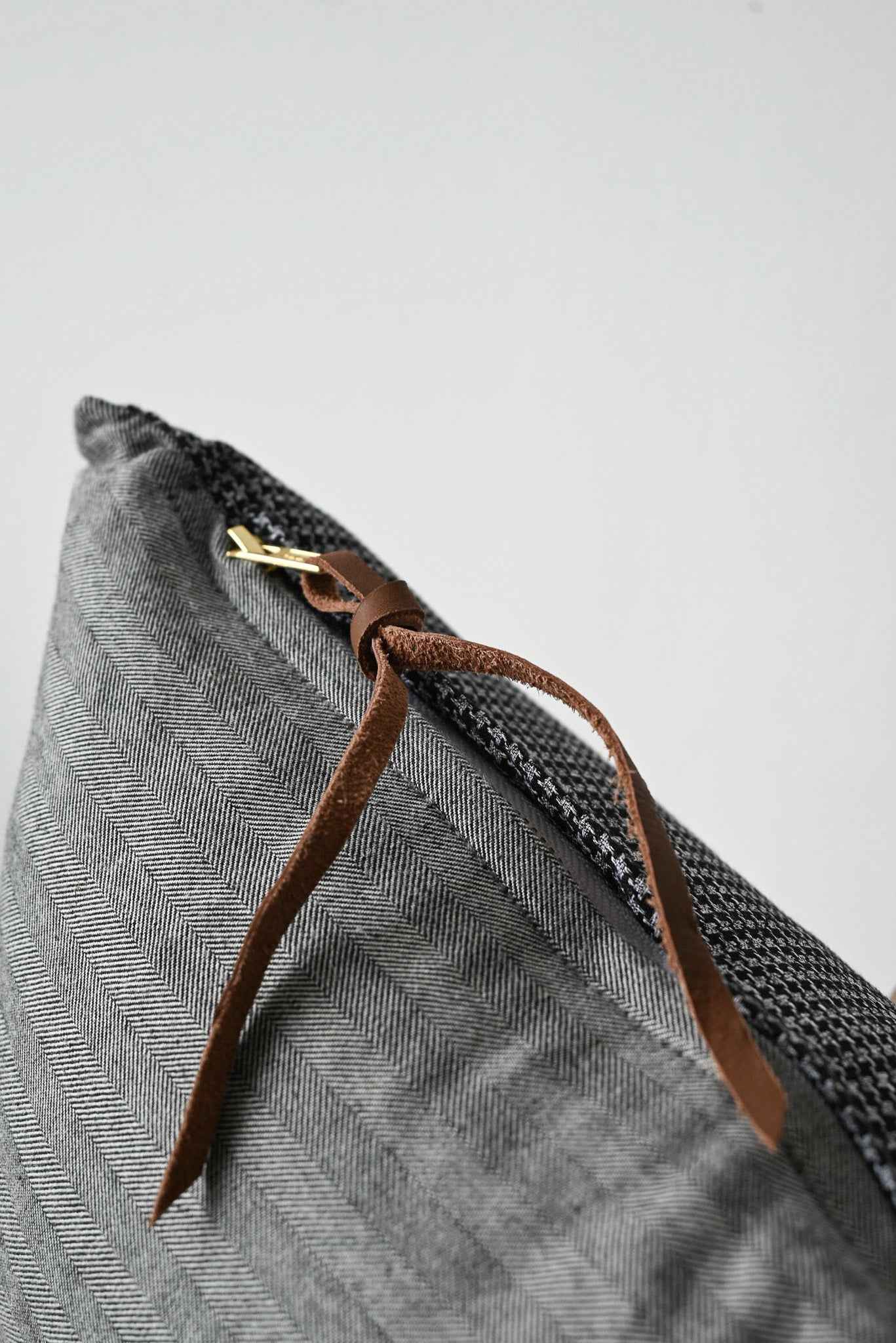 COTTON - HERRINGBONE MULHOLLAND