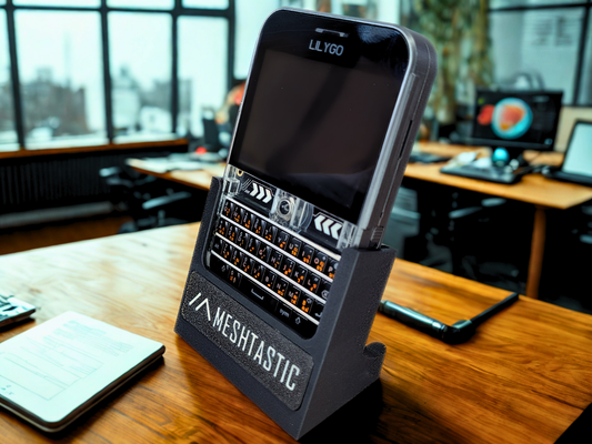 Lilygo T-Deck Plus Desktop Stand — Meshtastic & MeshCore Charging Base