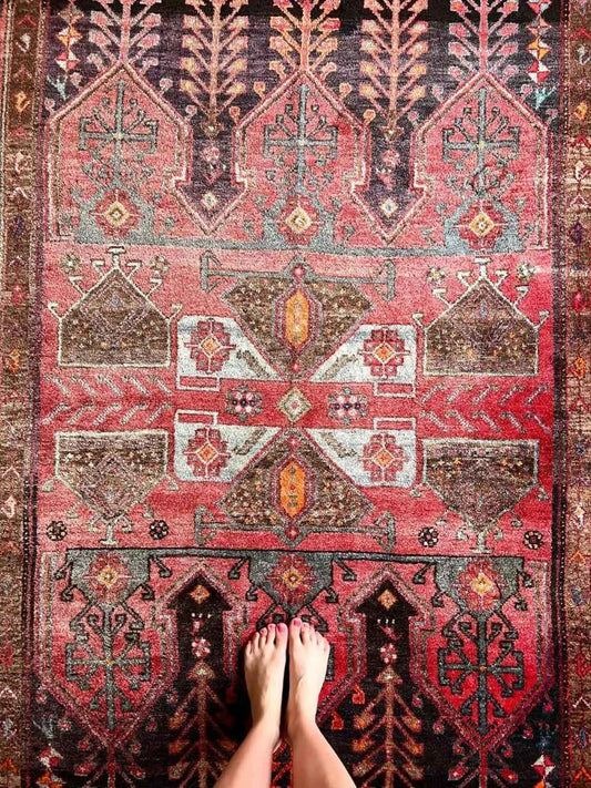 9'8" x 5' 3" | Vintage Kurdish Koliyai Rug
