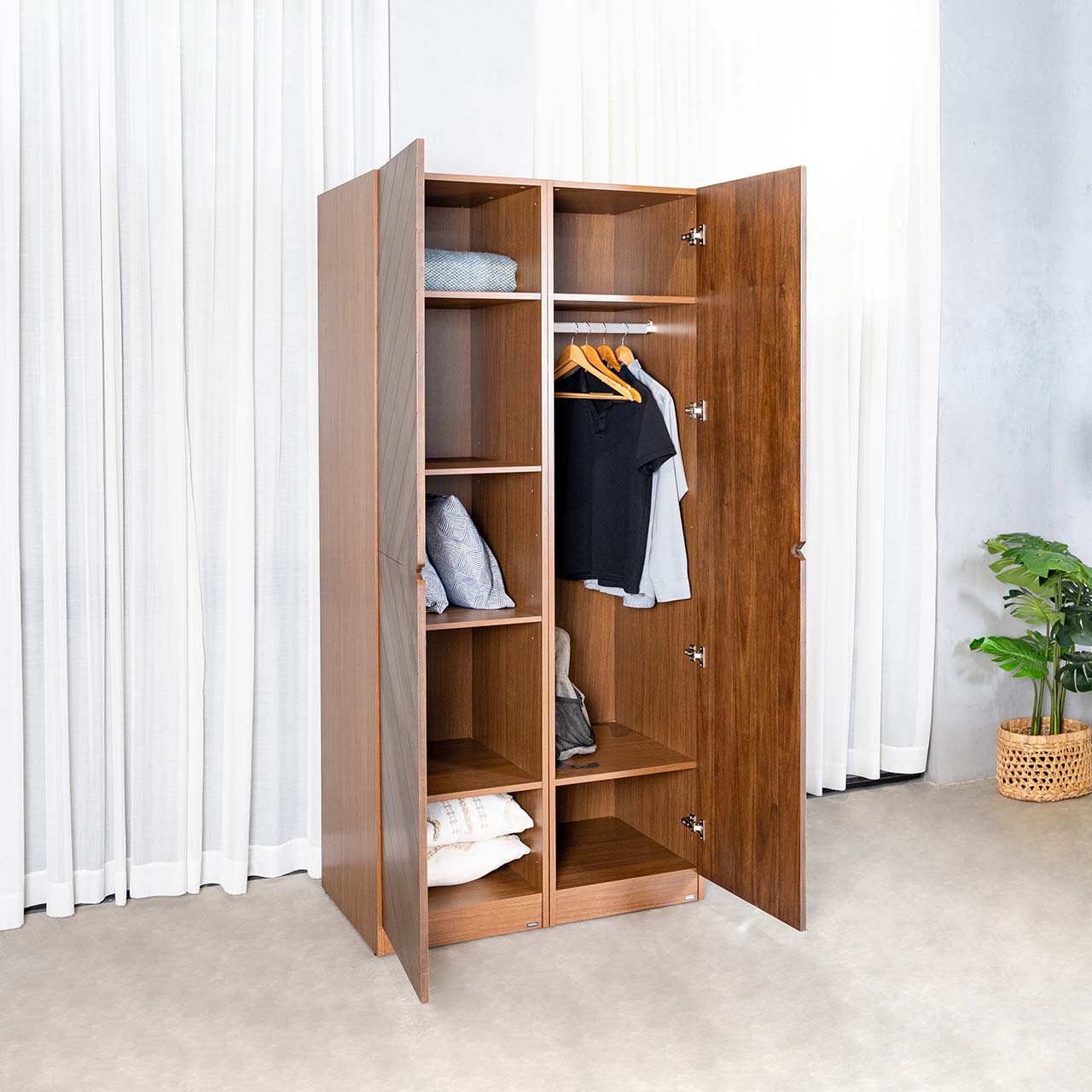 Hobro 301 Two-Door Wooden Wardrobe with Geometric Veneer