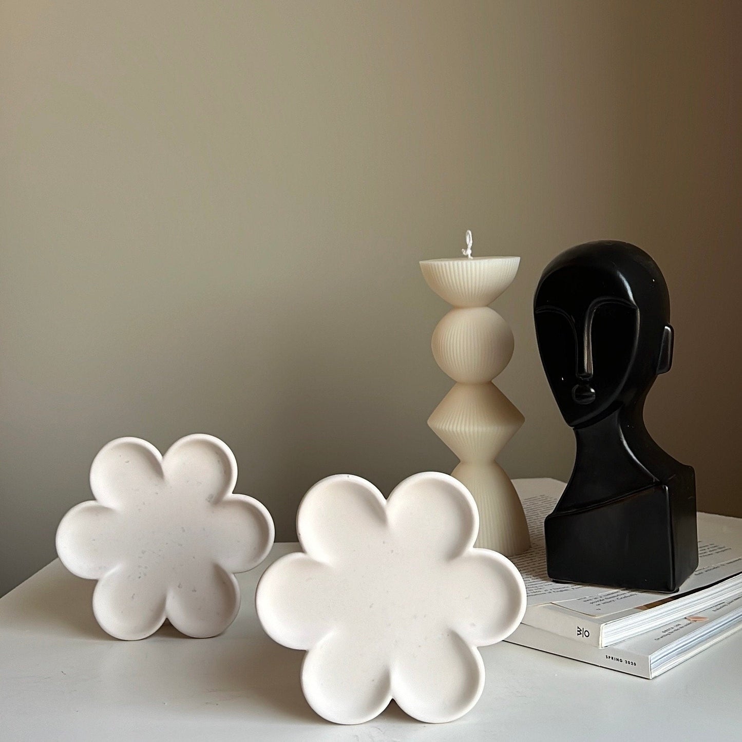 Blumen-Schmuckschale: Handgemachte Jesmonit-Schale, Skandi-Deko