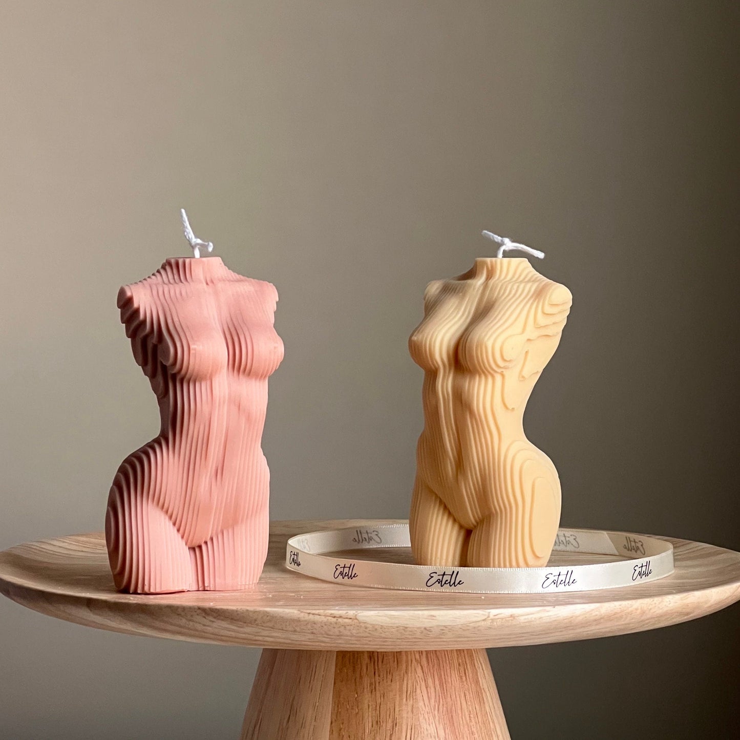 Geometrische Frauen Torso Kerze: Handgemachte Vegane Sojawachs Skulptur