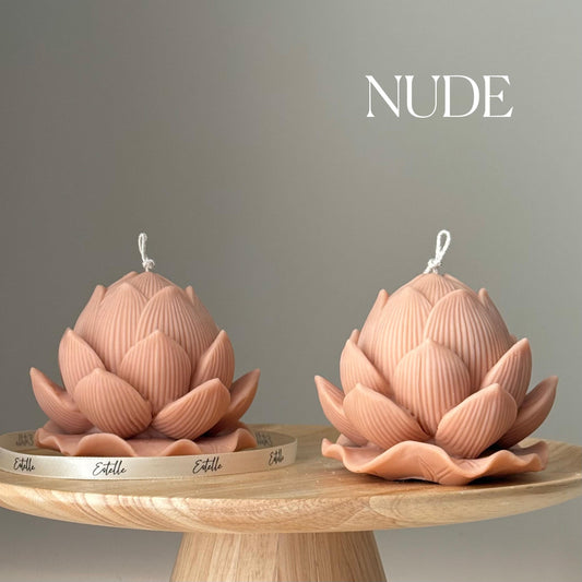 Handgemachte Soja-Lotuskerze: Skulpturales Wohnaccessoire als Geschenk