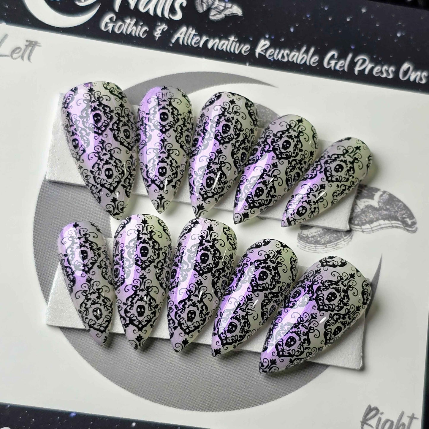 Skull Damask