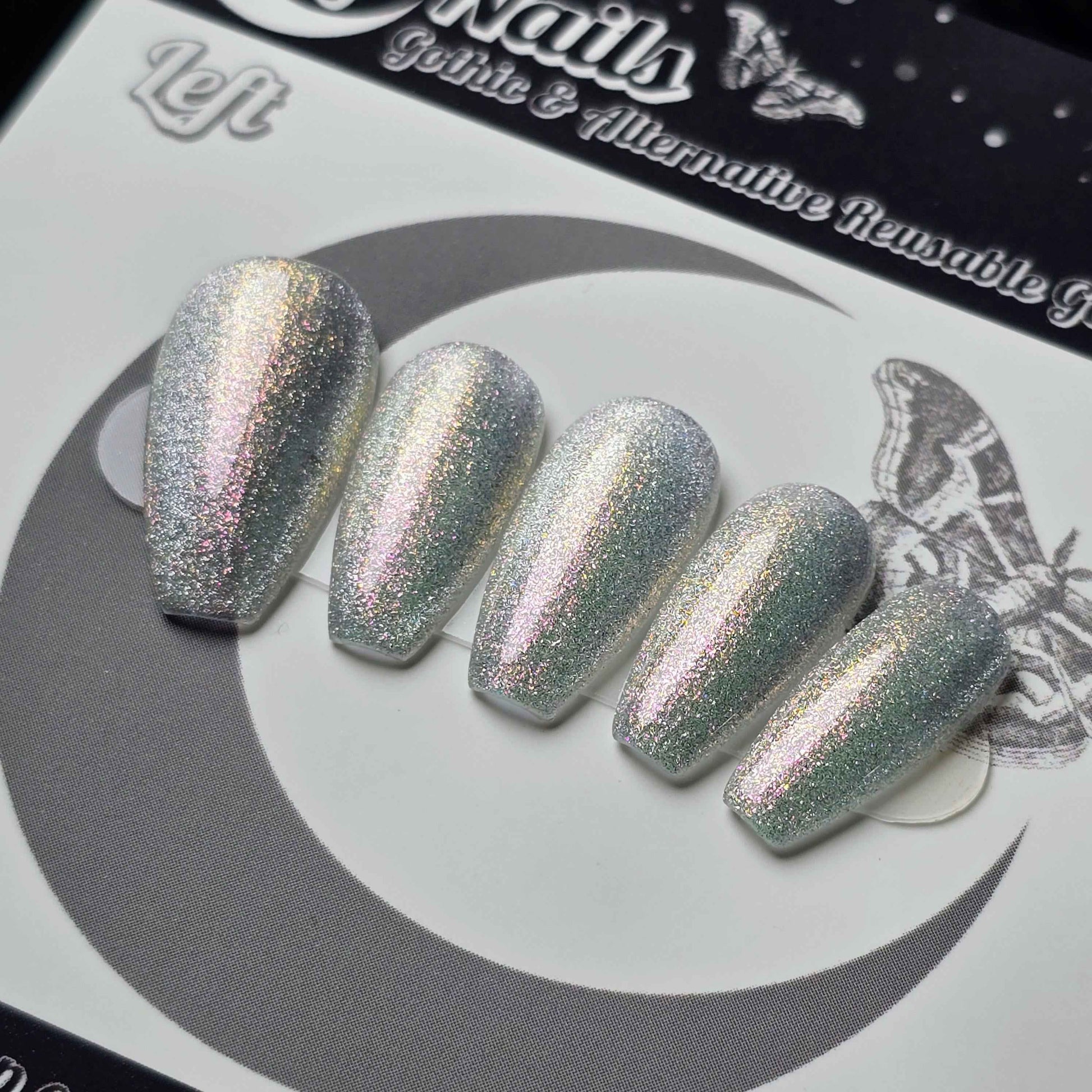 Mirror Mirror: Fairytale Cat Eye