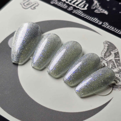 Glass Slipper: Fairytale Cat Eye