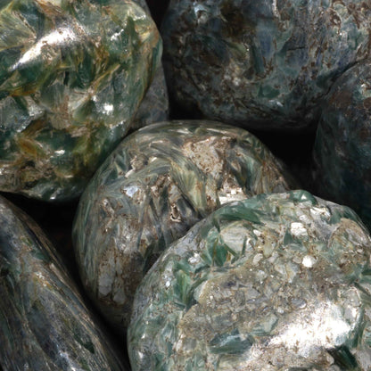 Kyanite Green Tumbled Stones