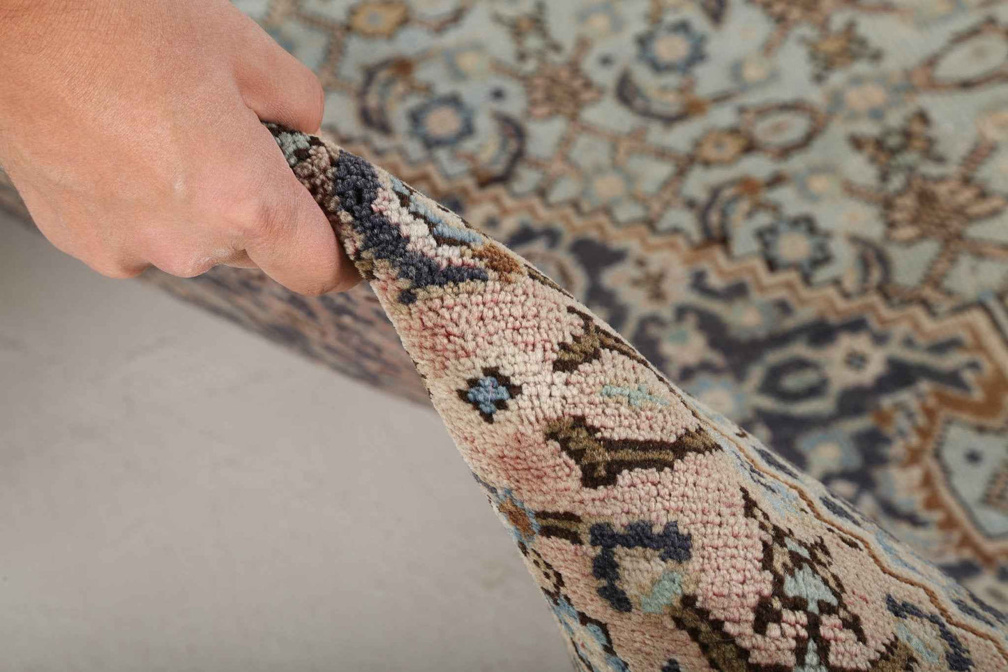 Persian Ardabil Rug | 5' 7" x 8' 2"