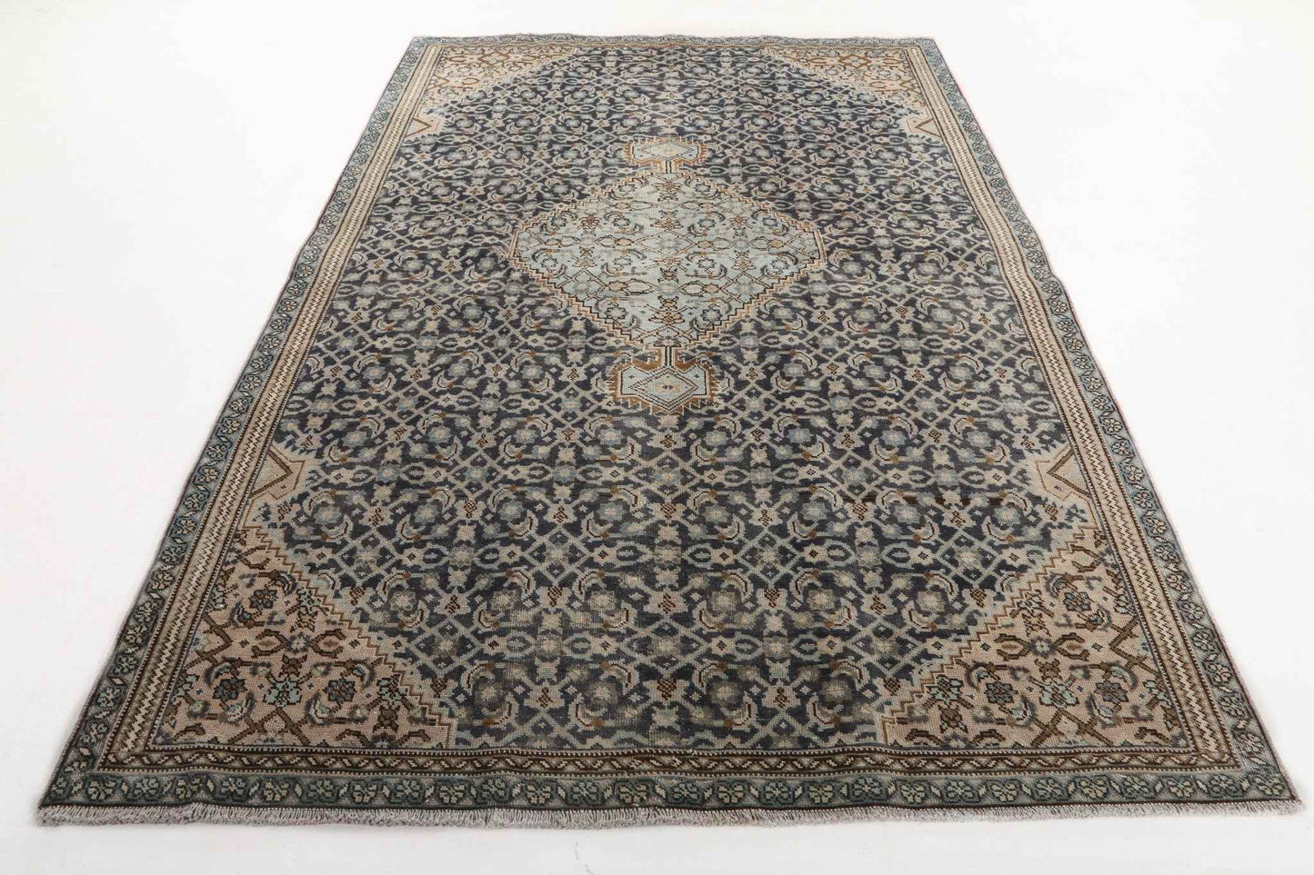 Persian Ardabil Rug | 5' 7" x 8' 2"