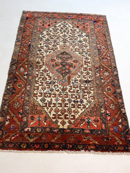 Persian Asadabad Rug | 3' 3” x 5' 5"