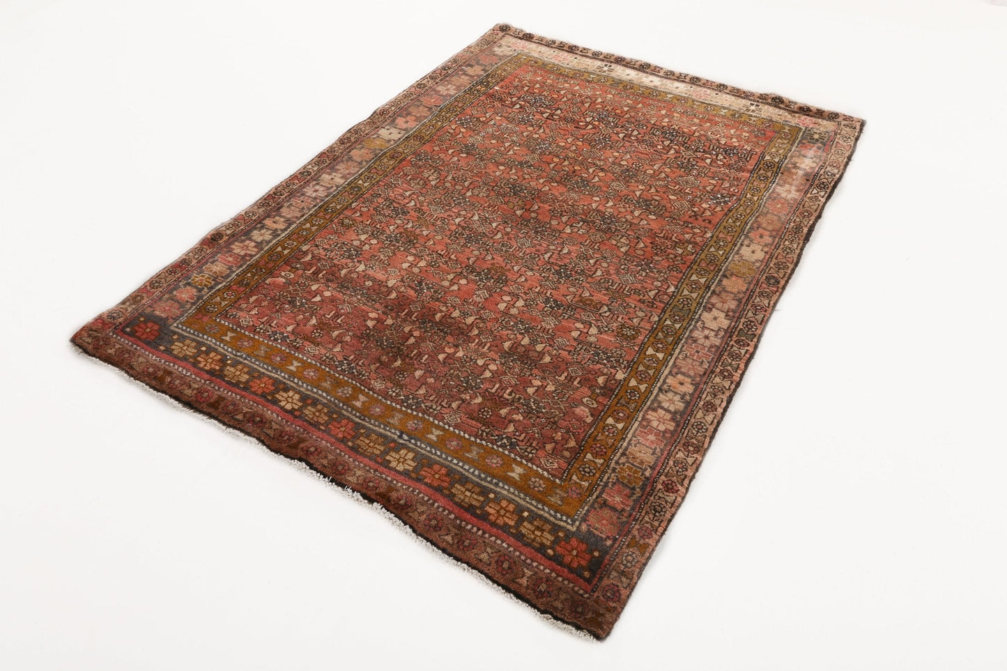 Persian Bidjar Rug | 4' 2" x 5' 9"