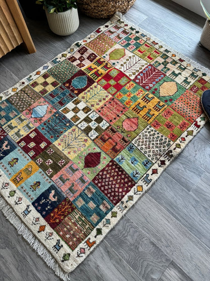 Persian Gabbeh Rug | 2' 10" x 3' 10"