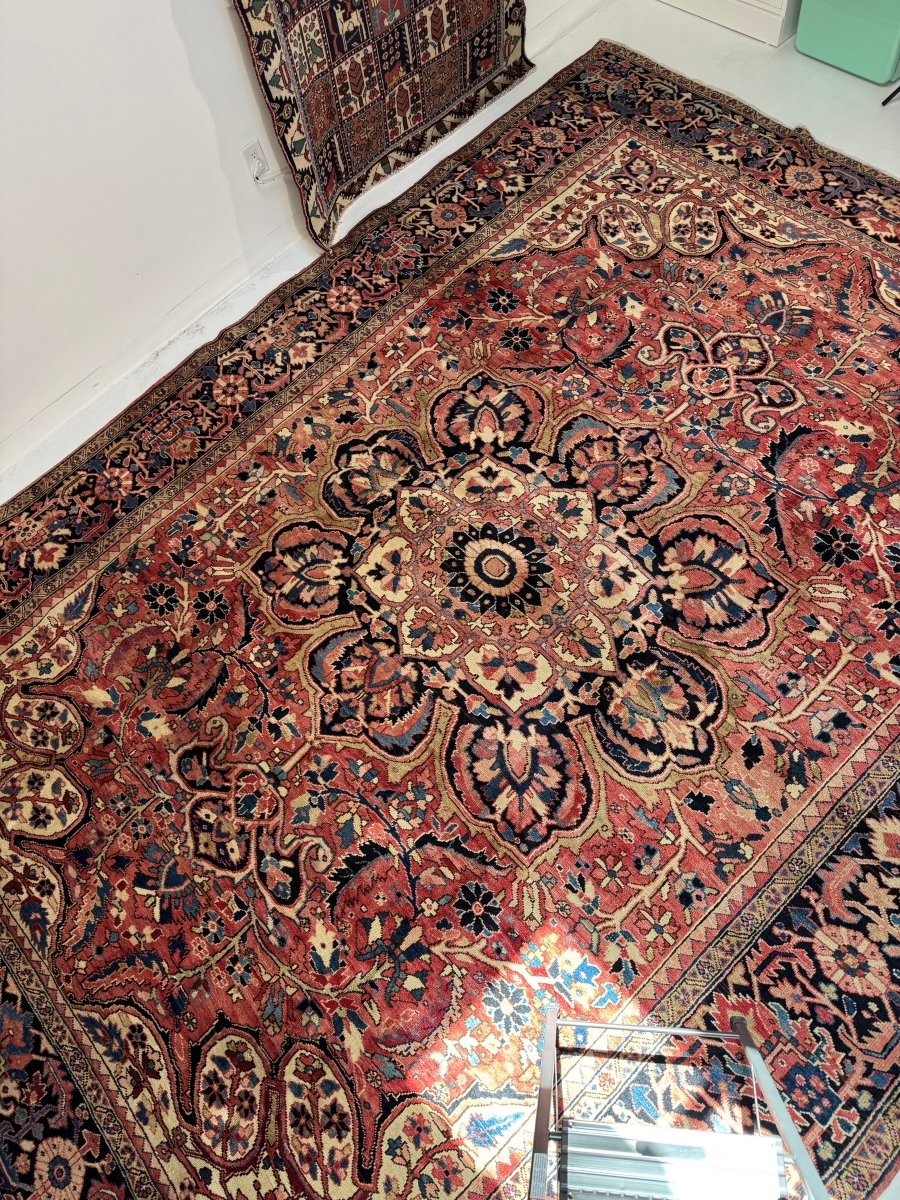 Persian Heriz Rug | 10' 7" x 13' 7"