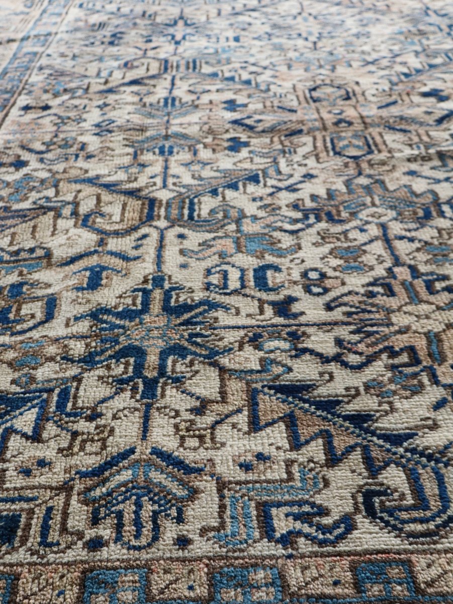 Persian Heriz Rug | 7' 1" x 7' 11"