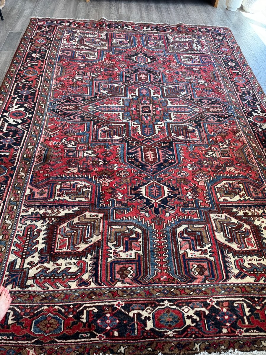 Persian Heriz Rug | 7' 4" x 10' 4"