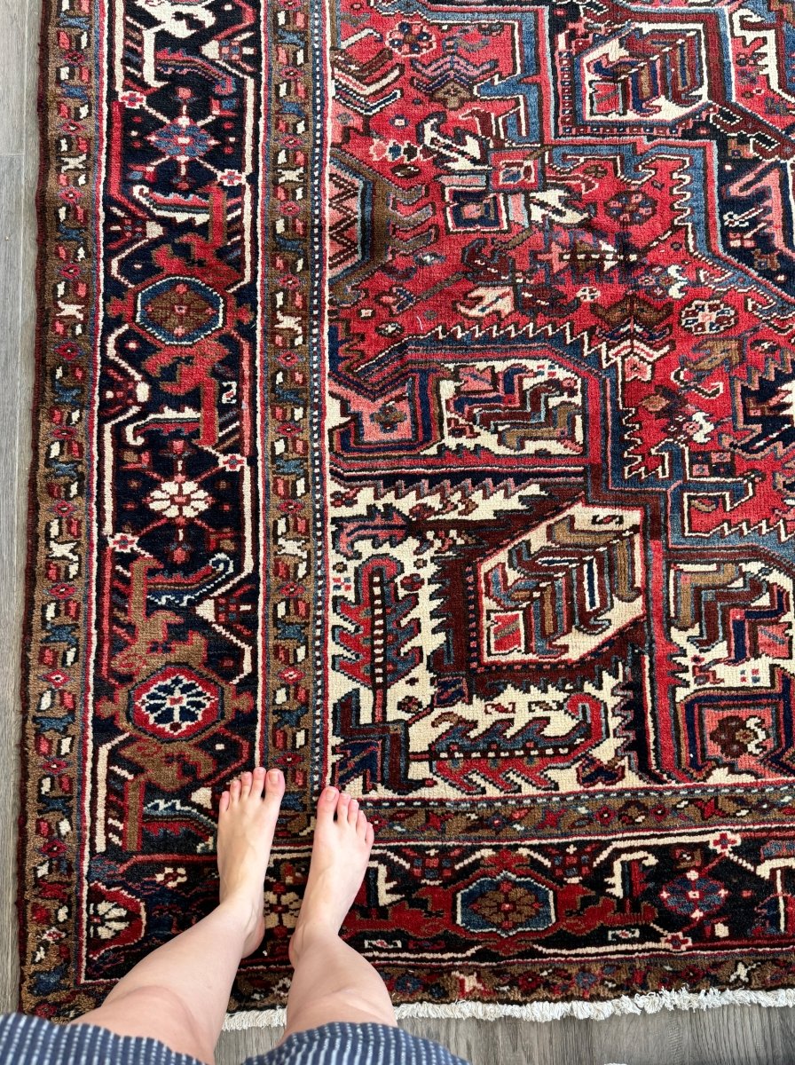 Persian Heriz Rug | 7' 4" x 10' 4"