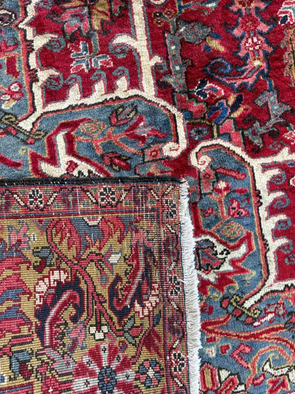 Persian Heriz Rug | 9' 5" x 13'
