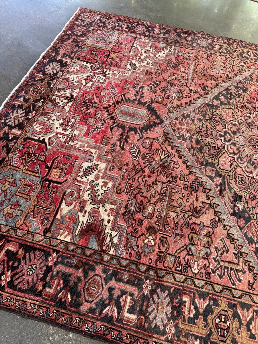 Persian Heriz Rug | 9' 8" x 12' 8"
