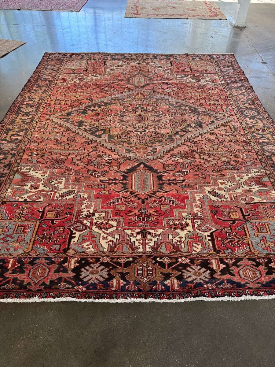 Persian Heriz Rug | 9' 8" x 12' 8"