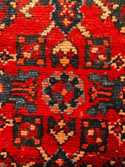 Persian Hosseinabad Runner Rug | 2' 4" x 8' 10"