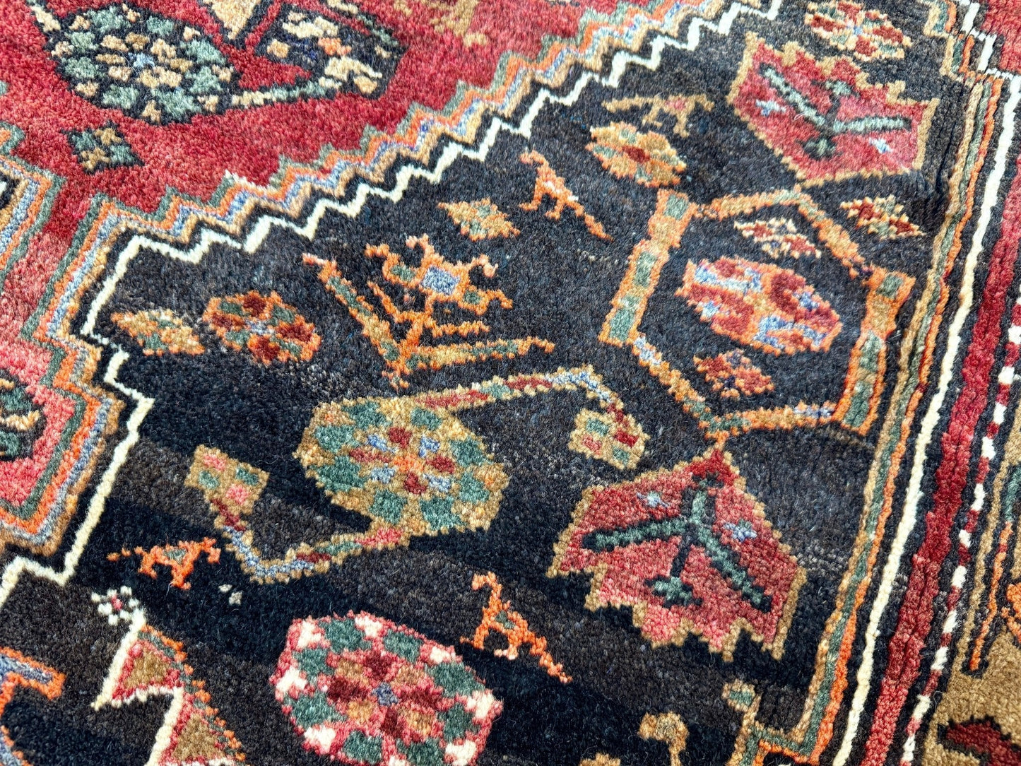 Persian Zanjan Rug | 4' 6” x 7' 9"