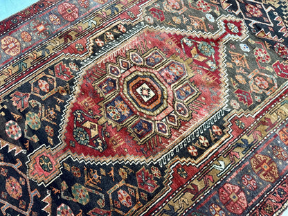 Persian Zanjan Rug | 4' 6” x 7' 9"
