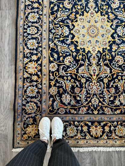 Persian Kashan Rug | 4' 10" x 7' 5"