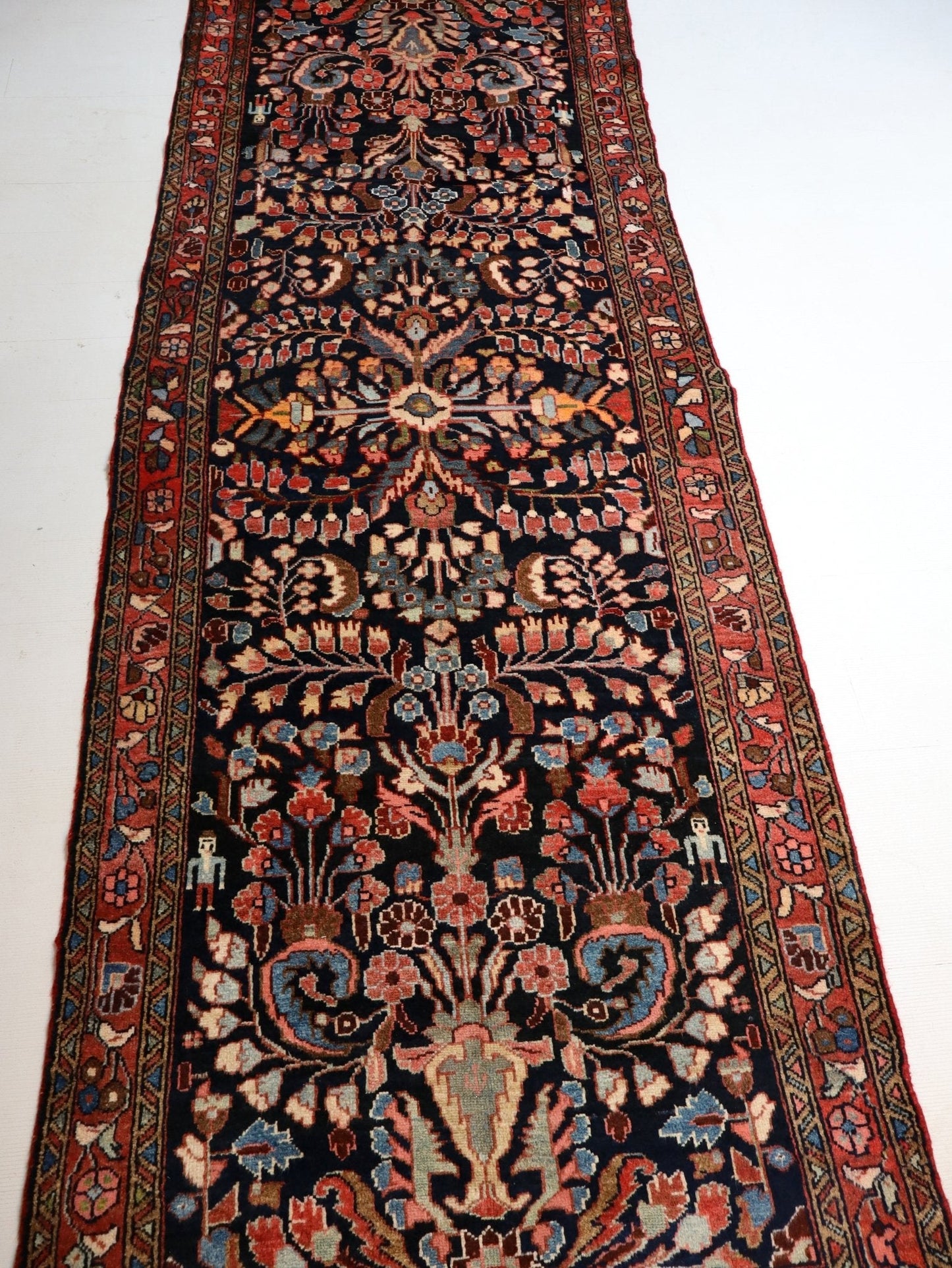 Persian Lilihan Runner Rug | 3' 5” x 9' 11"