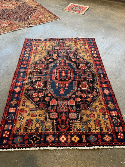 Persian Nahavand Rug | 4' 6" x 6' 6"