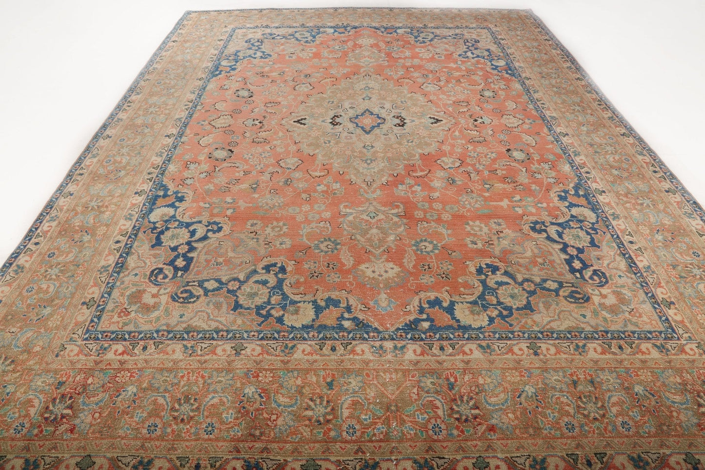 Persian Sabzevar Rug | 9' 5" x 12' 4"