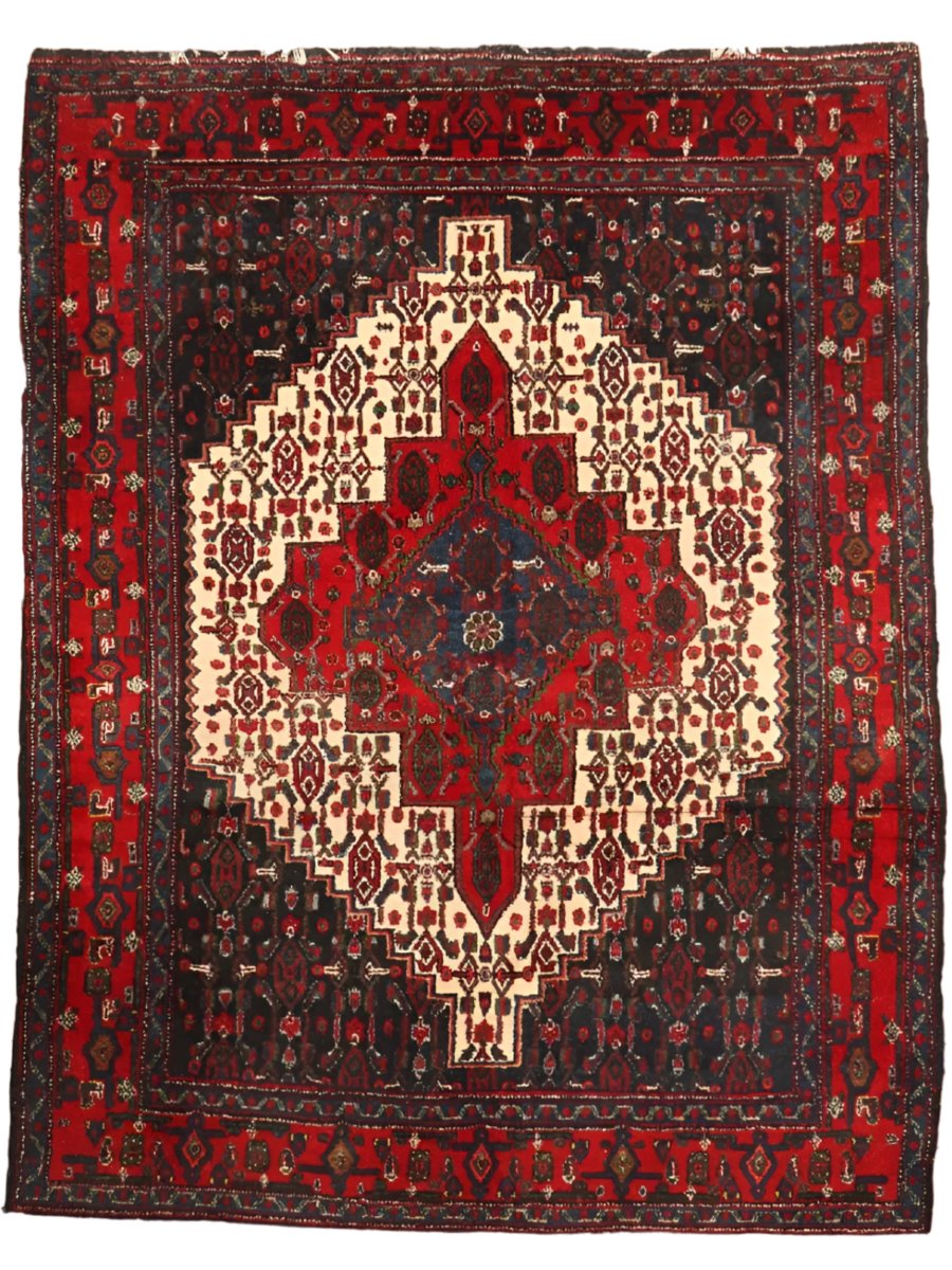 Persian Senneh Rug | 4' 2" x 5' 3"